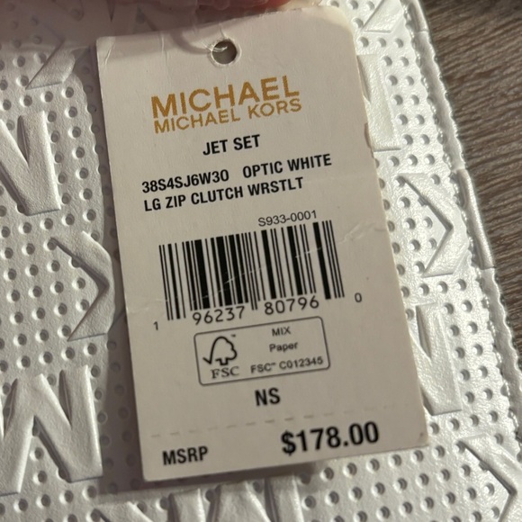 NWT Michael Kors Jet Set Wristlet - Picture 6 of 6